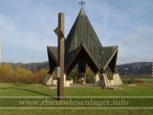 Kranzniederlegung an der Schwarzen Madonna